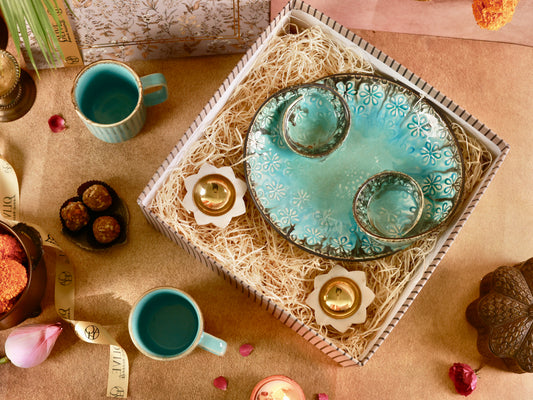 Turquoise Bloom Gift Hamper