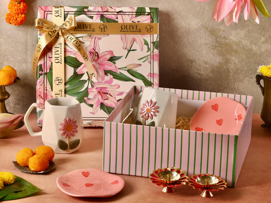 Petals and Hearts Gift Hamper