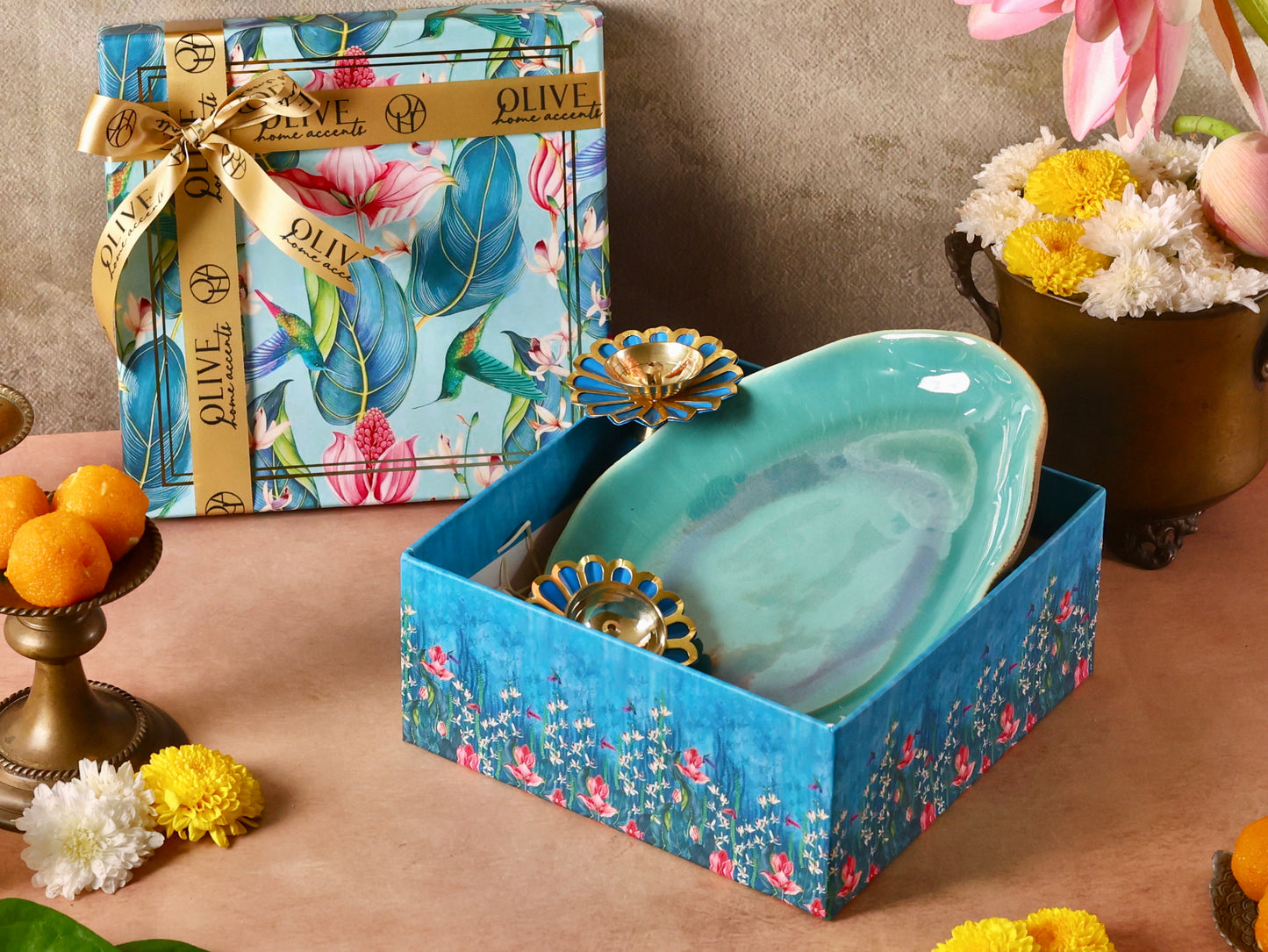 Aqua Radiance Gift Hamper