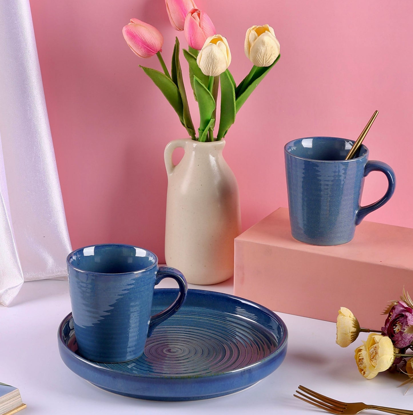 Aranya Blue Deep Sided Platter or Tray with Mugs - Set of 3 pieces