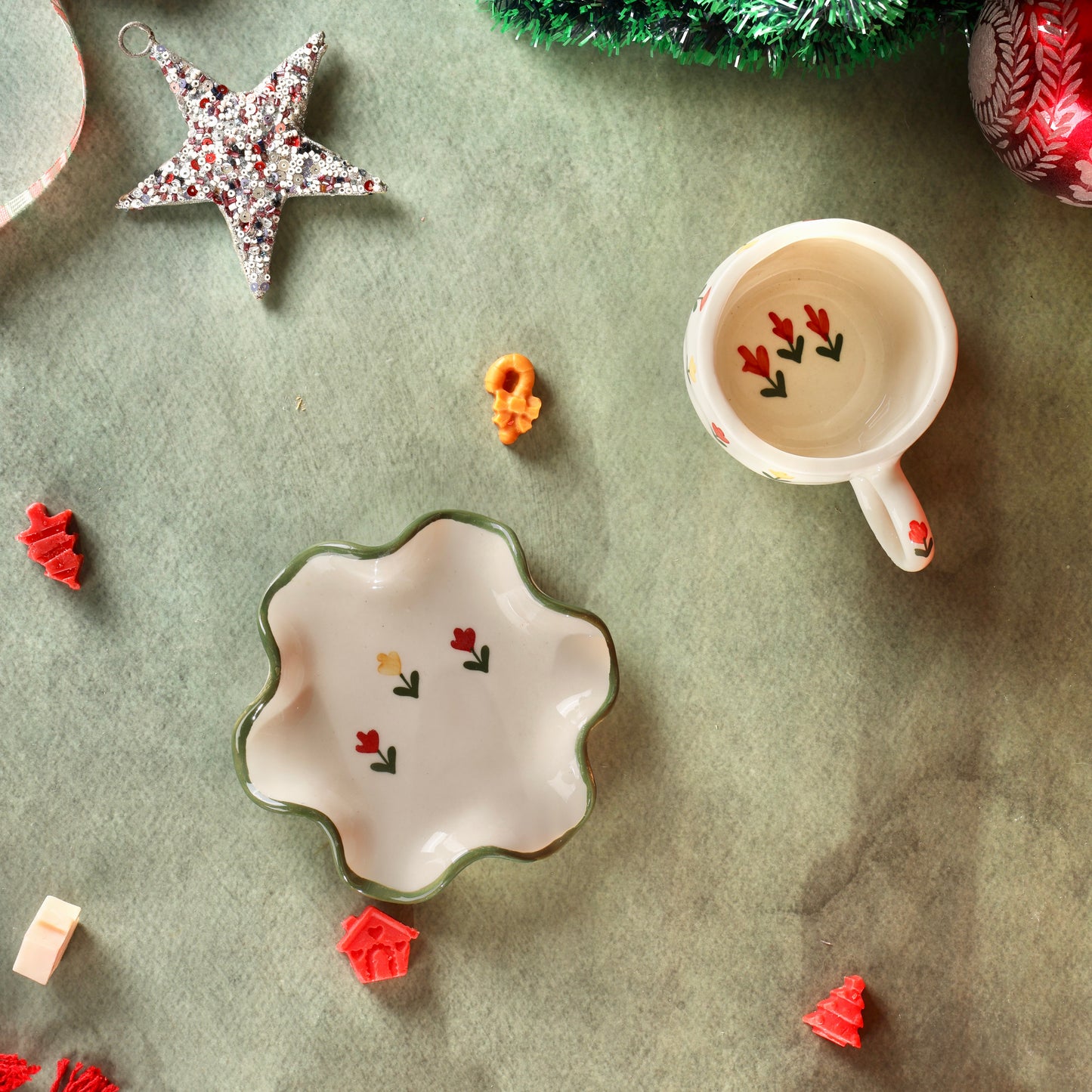 Tulip Blooming Garden Cup and Saucer - Pack of one