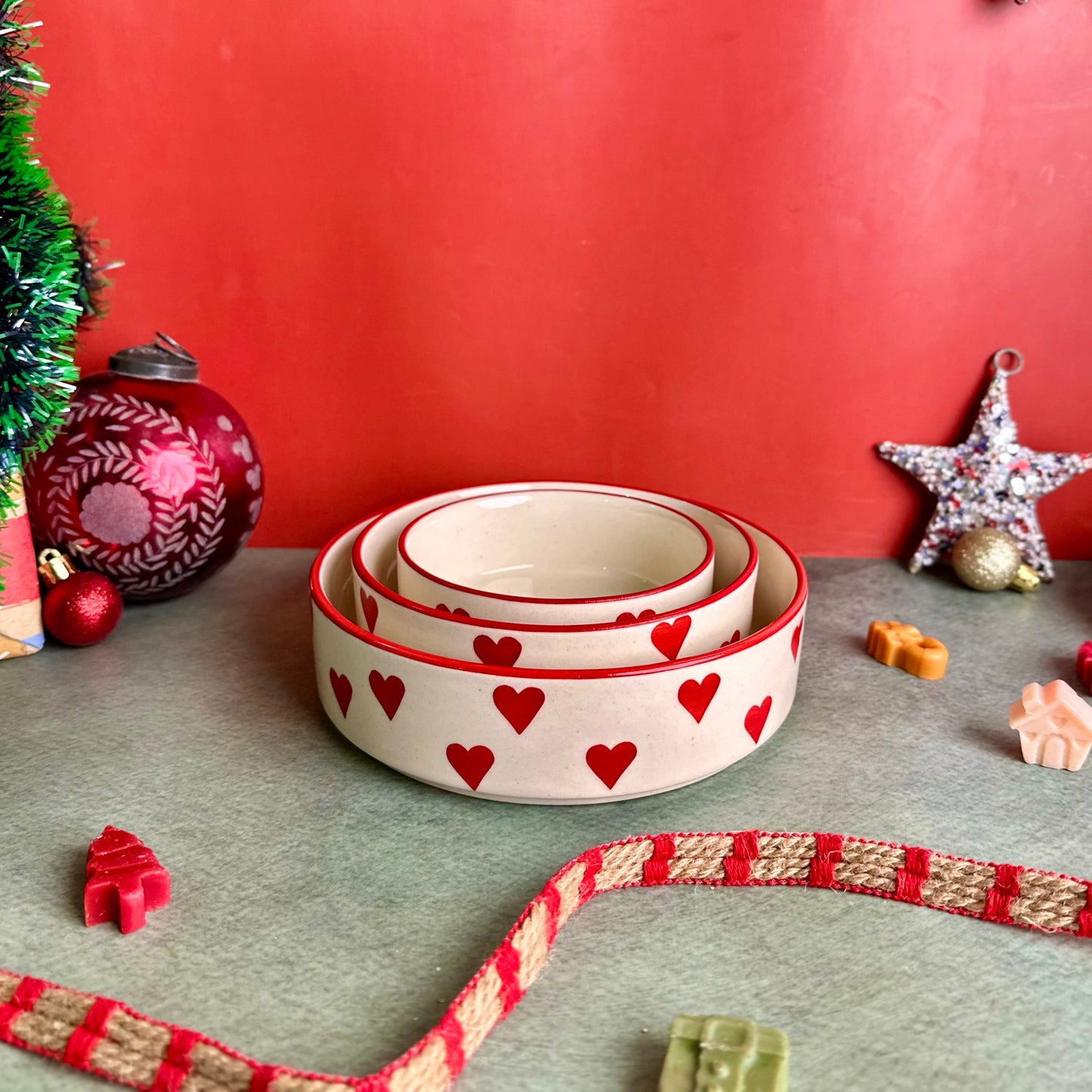 Eternal Heart 3 Piece Nesting Flat Bowl Set