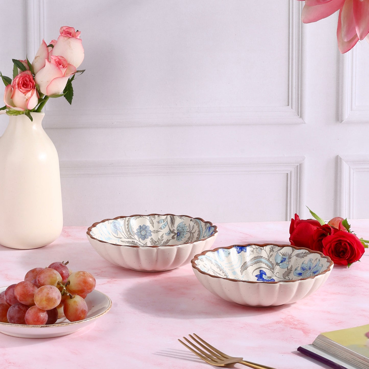 Indrani Bagh Tray and Scalloped Bowls