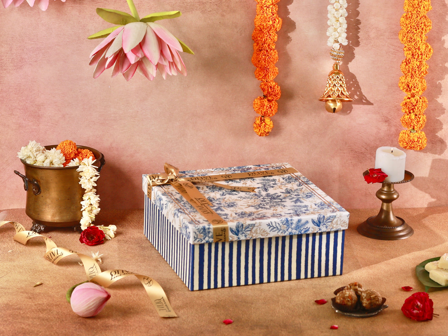 Coastal Bloom Gift Hamper
