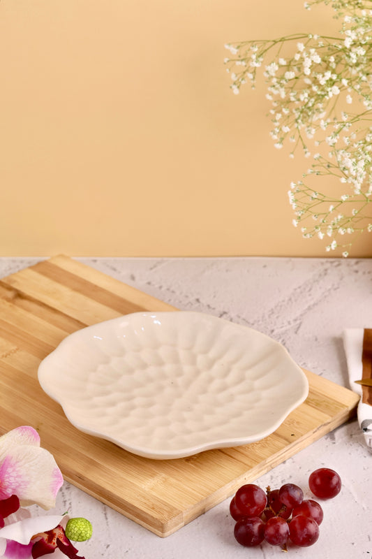 Aaira Studio Pottery Quarter Plate