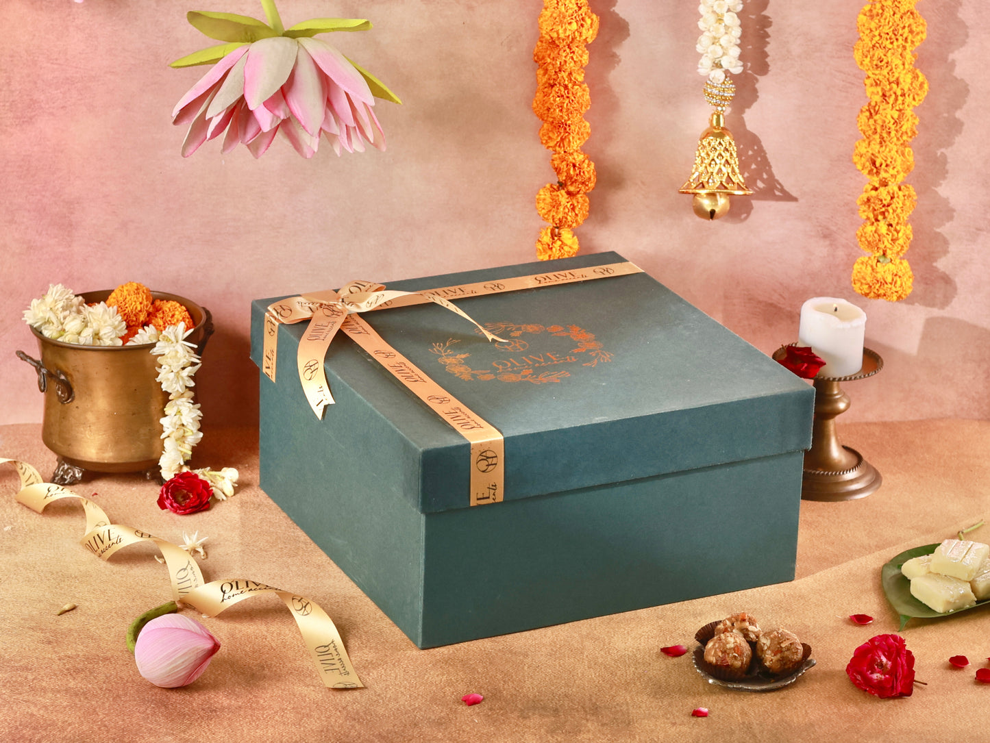 Midnight Glow Gift Hamper