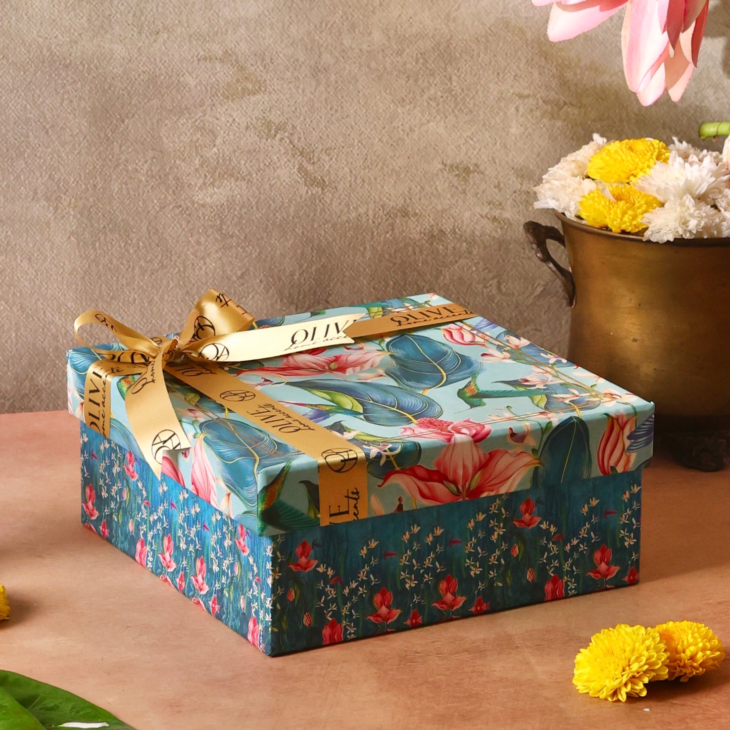 Aqua Radiance Gift Hamper