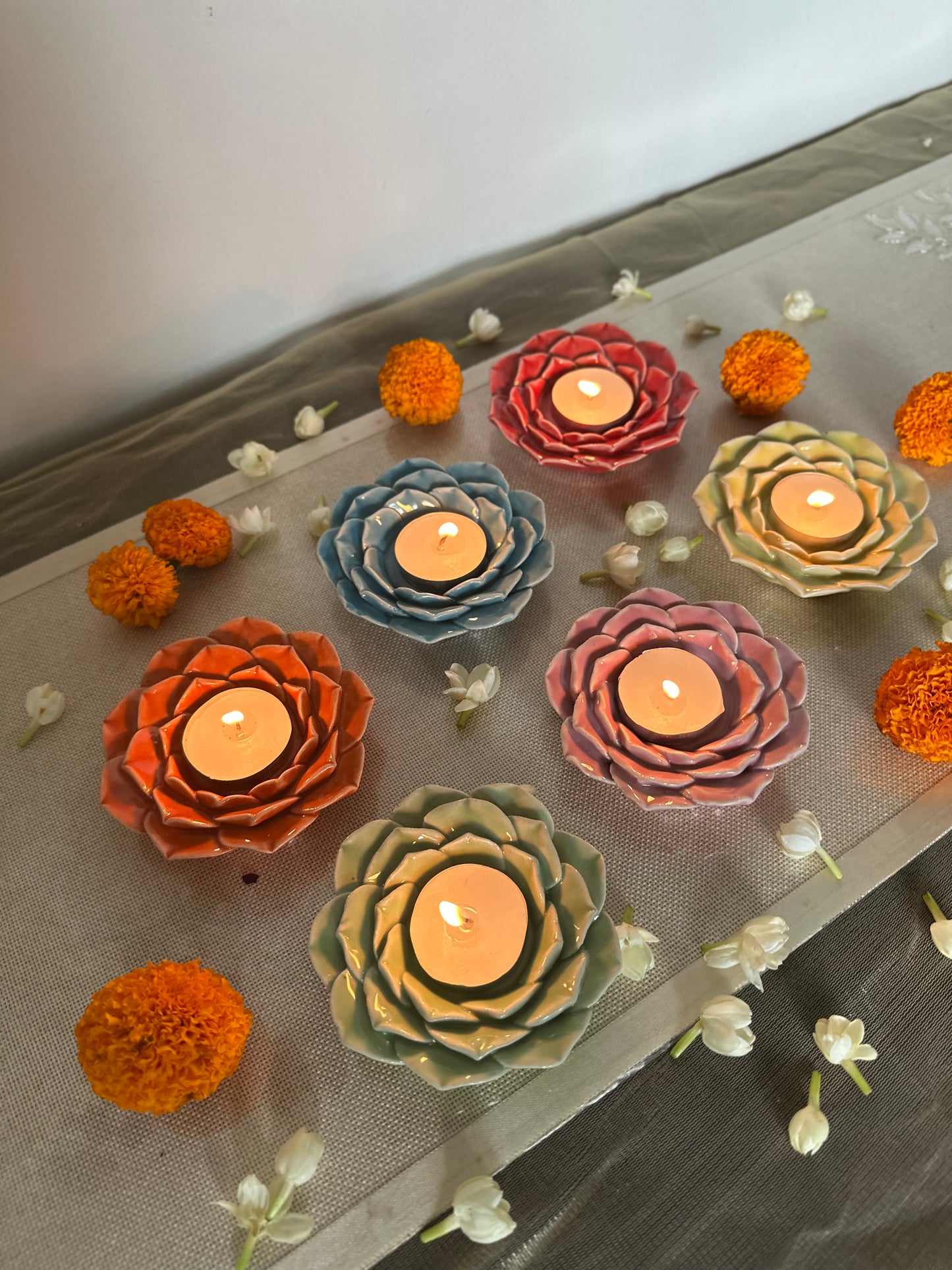 Handmade Ceramic Flower t-light holder - Pack of 6 (assorted colours)