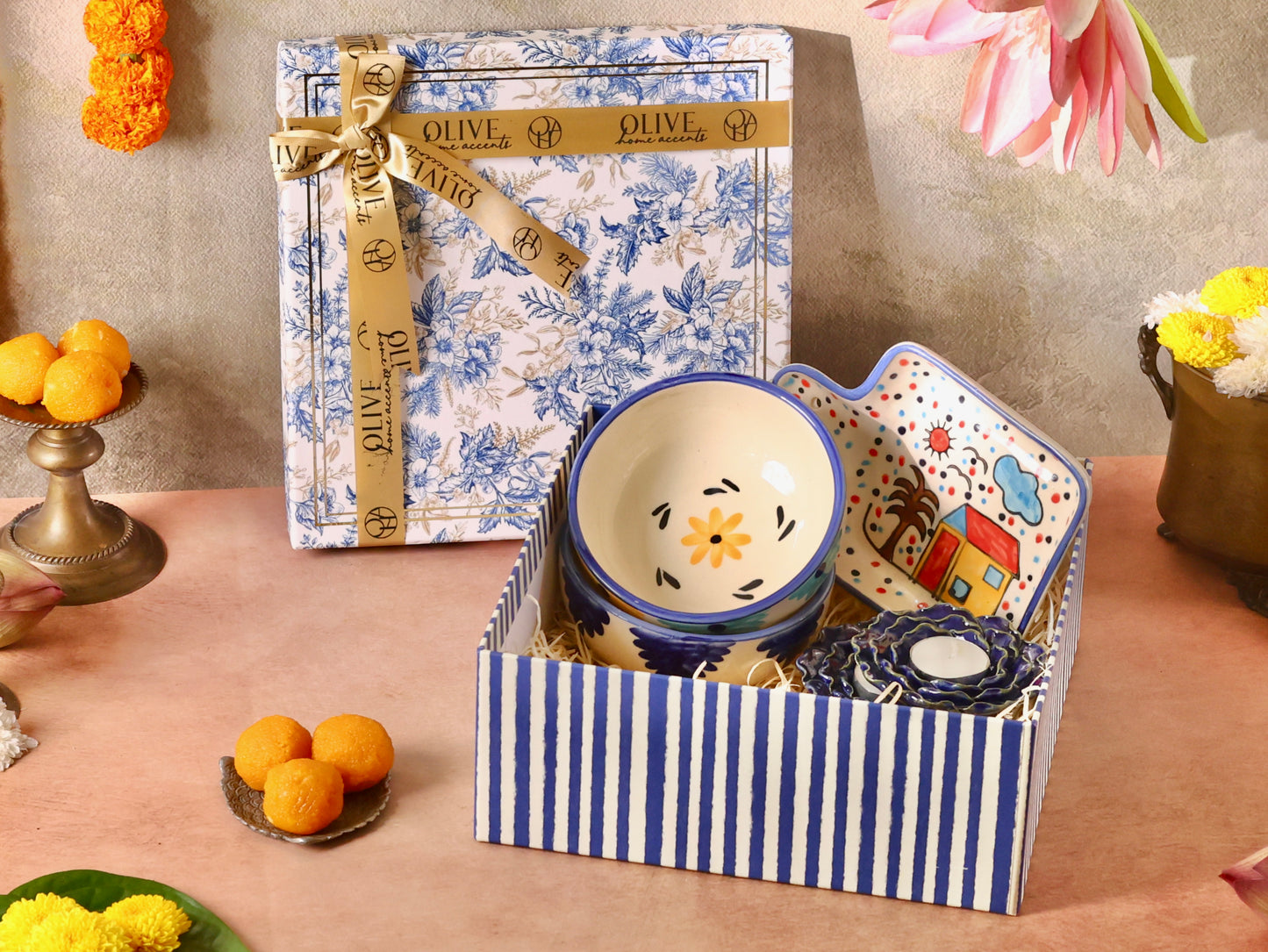 Coastal Bloom Gift Hamper