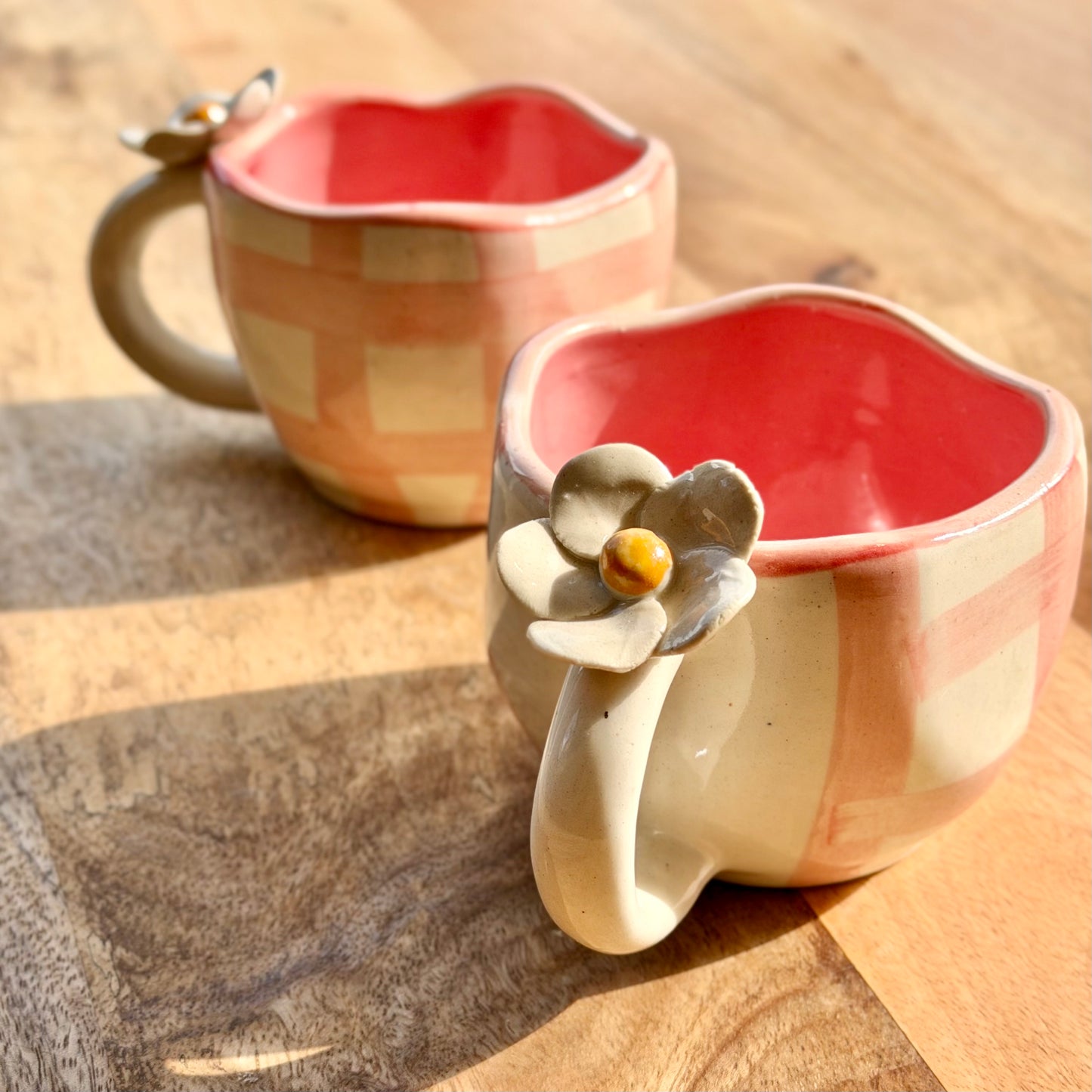 Pixie 4D Plumeria Checkered Mugs - Set of 2