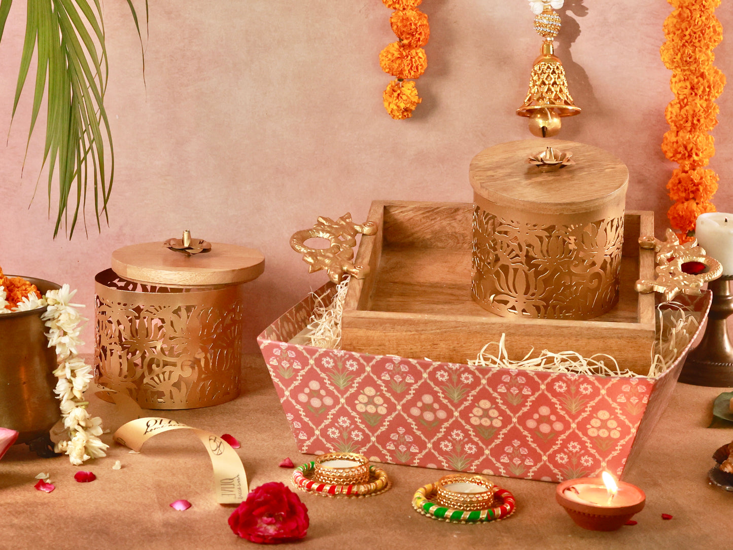 Golden Harmony Basket Hamper