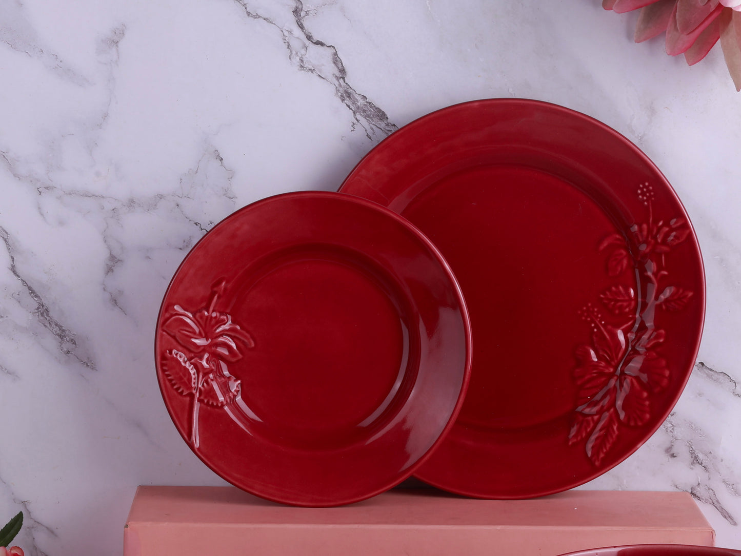 Hibiscus Bloom 7 piece Dinner Set