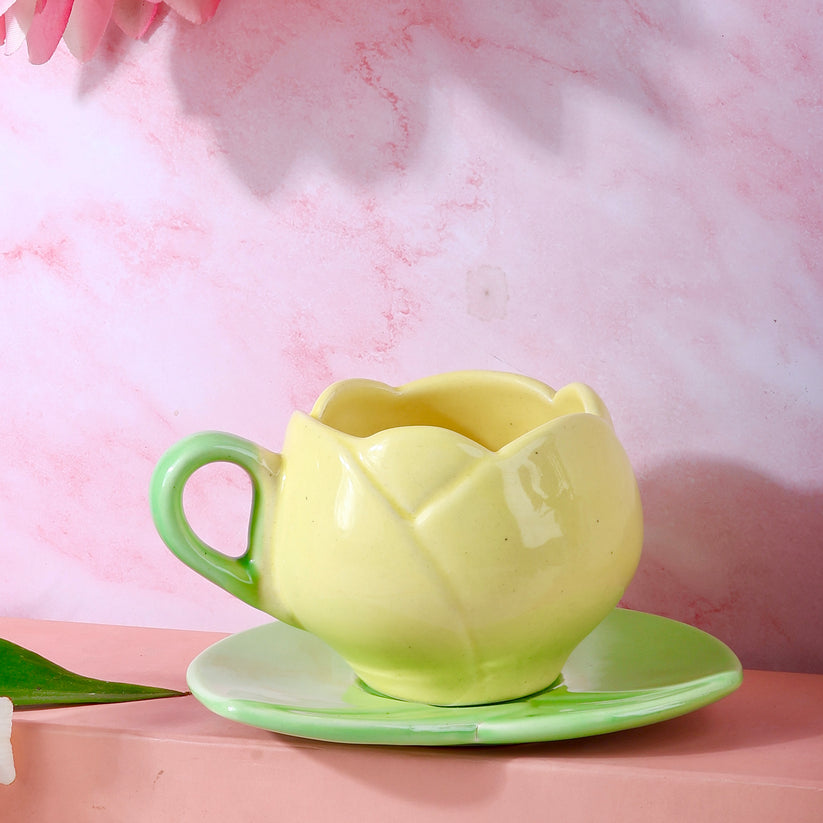 Tulip Cup & Saucer – OliveHomeAccents