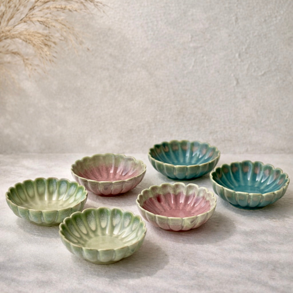 Aurora Bloom Scalloped Mini Bowls - Set of 6