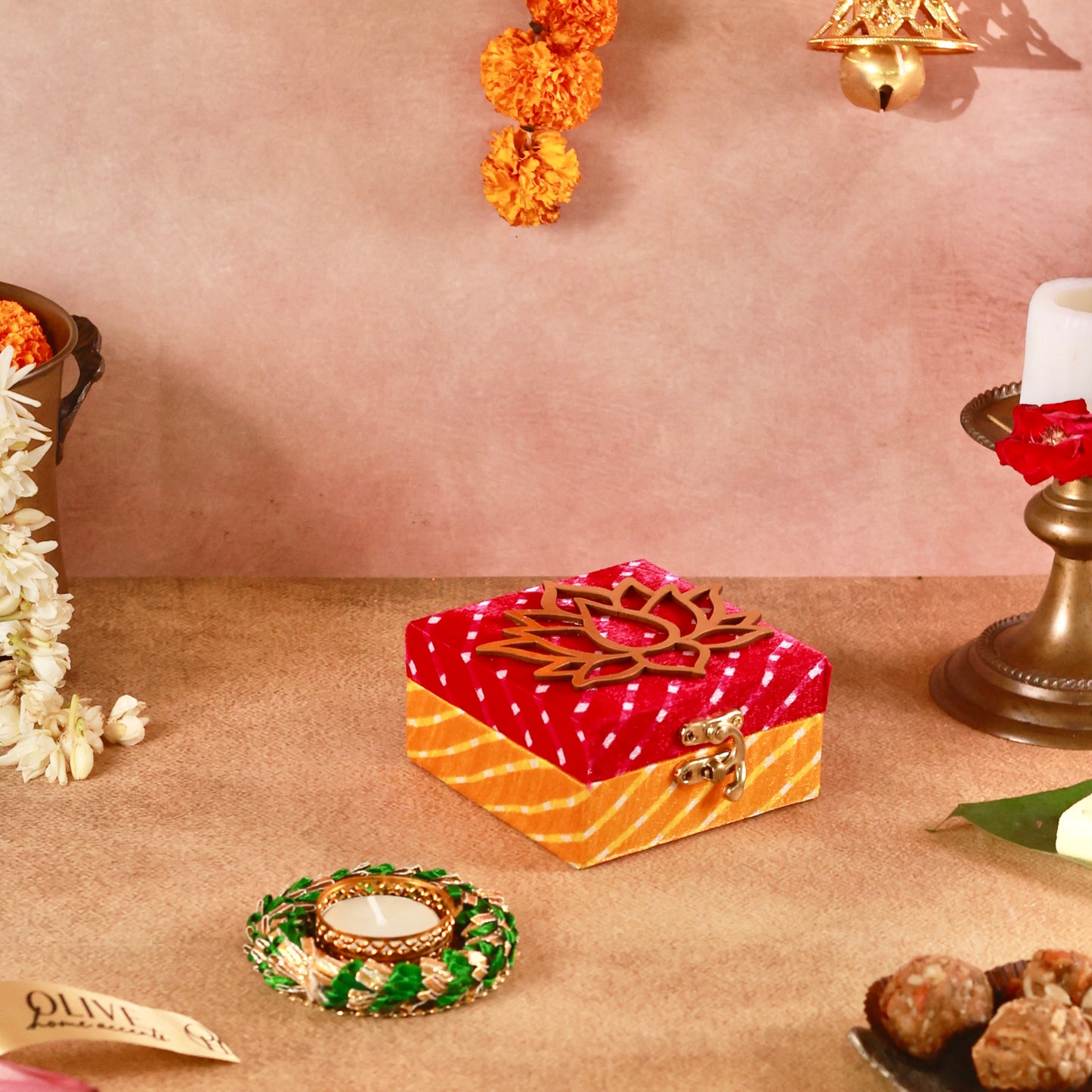 Jyoti Kalash - T light holder in Leheriya Lotus Box