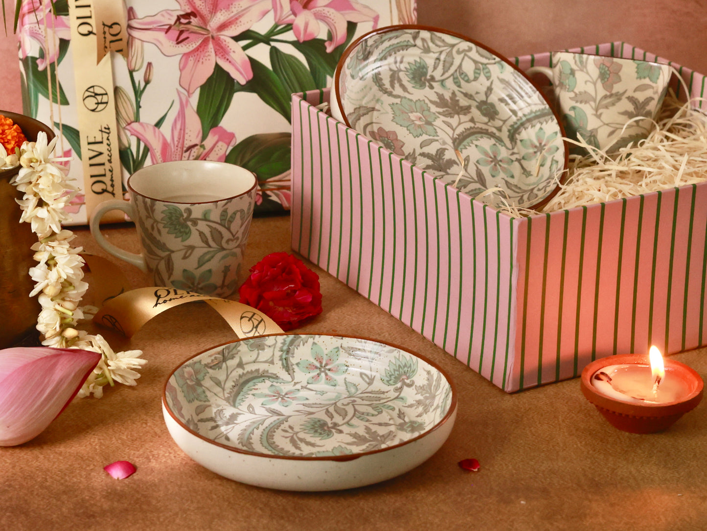 Phool Bagh Splendour Hamper