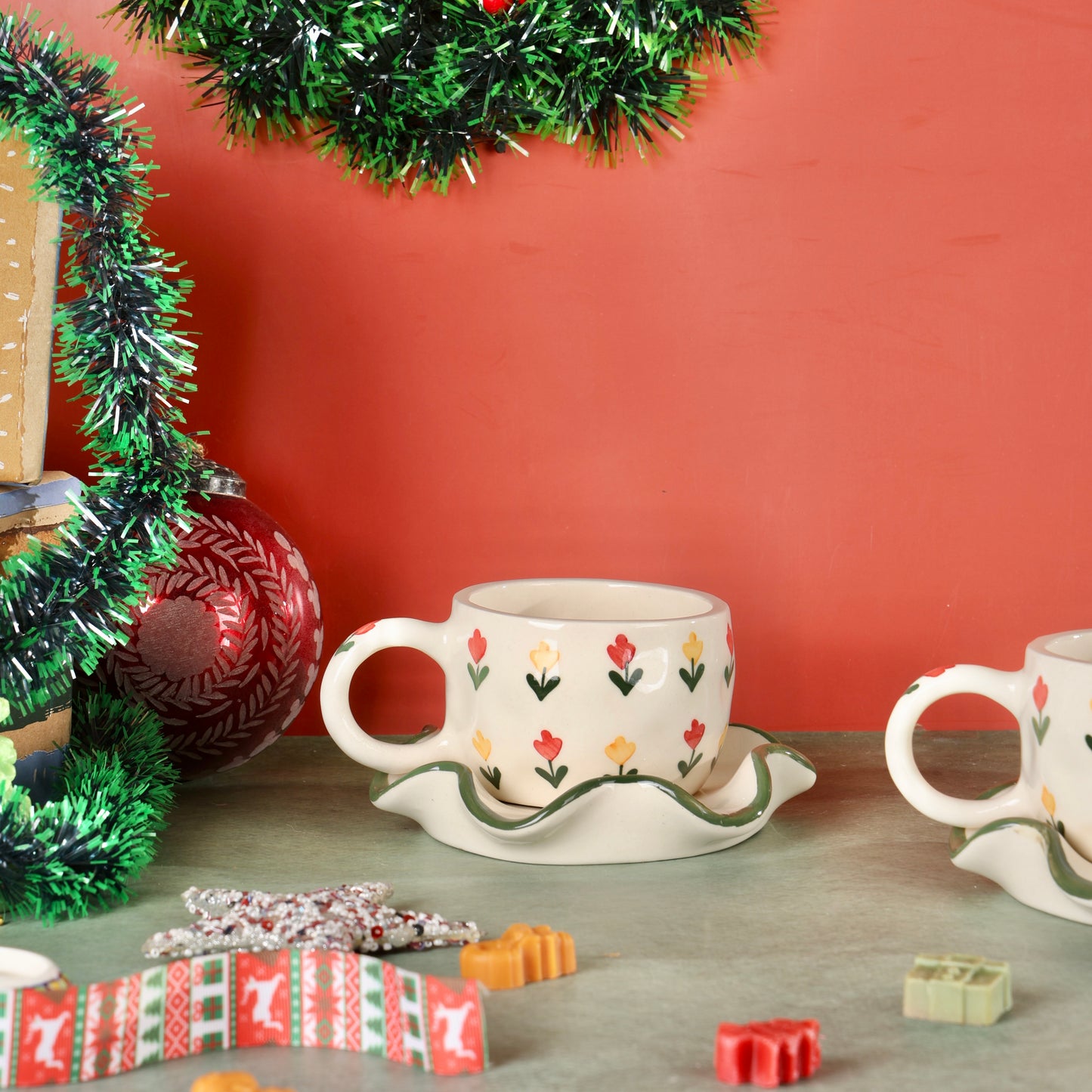 Tulip Blooming Garden Cup and Saucer - Pack of one