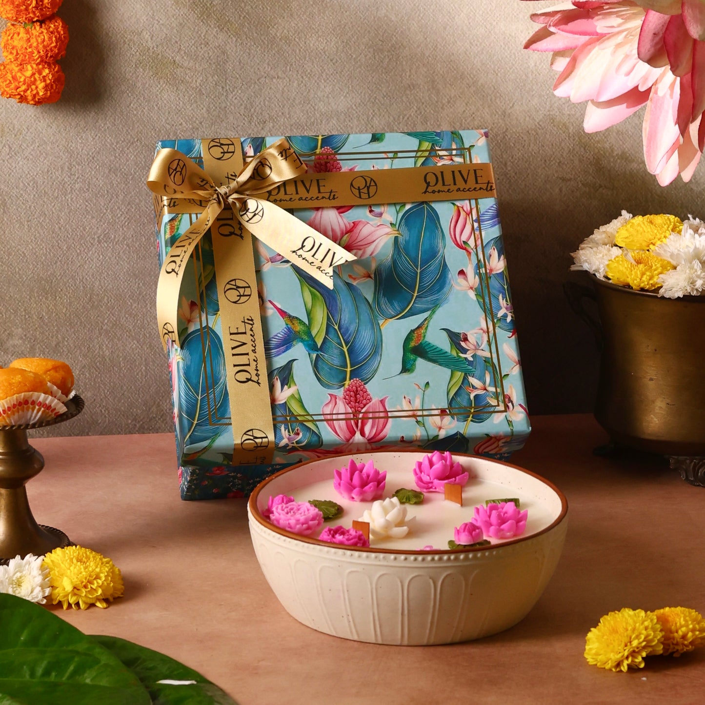 Luminous Lotus Bowl Candle Gift Hamper