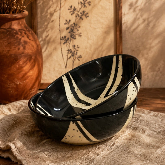 Black Batik Pinwheel Shallow All Pupose Bowl - Pack of one