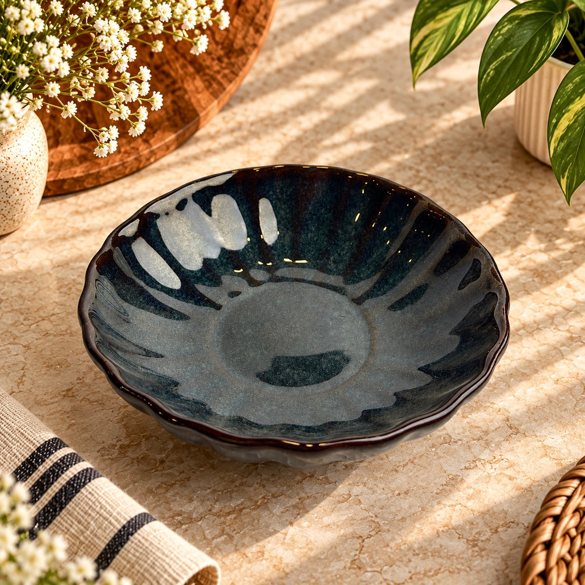 Garaj Scalloped Shallow Bowls