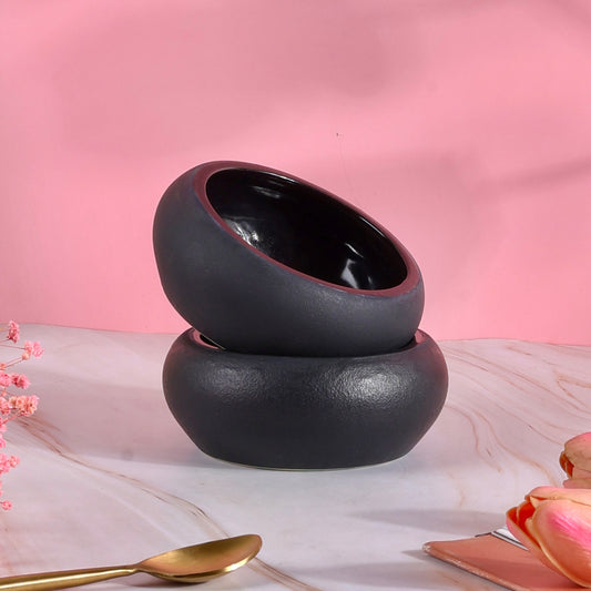 Matte Black Curvy Snack Bowl - Set of 2