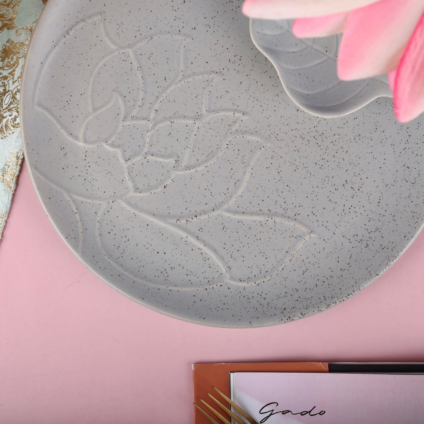 Grey Wisteria Embossed XL Leaf Platter