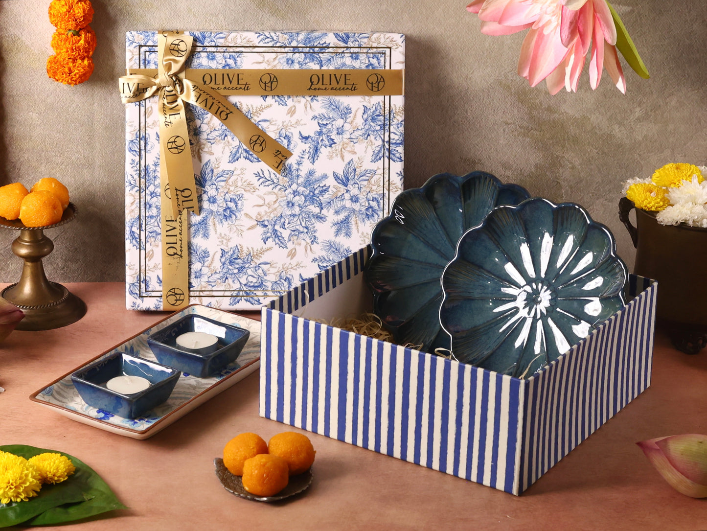 Spectacular Treasures Gift Hamper