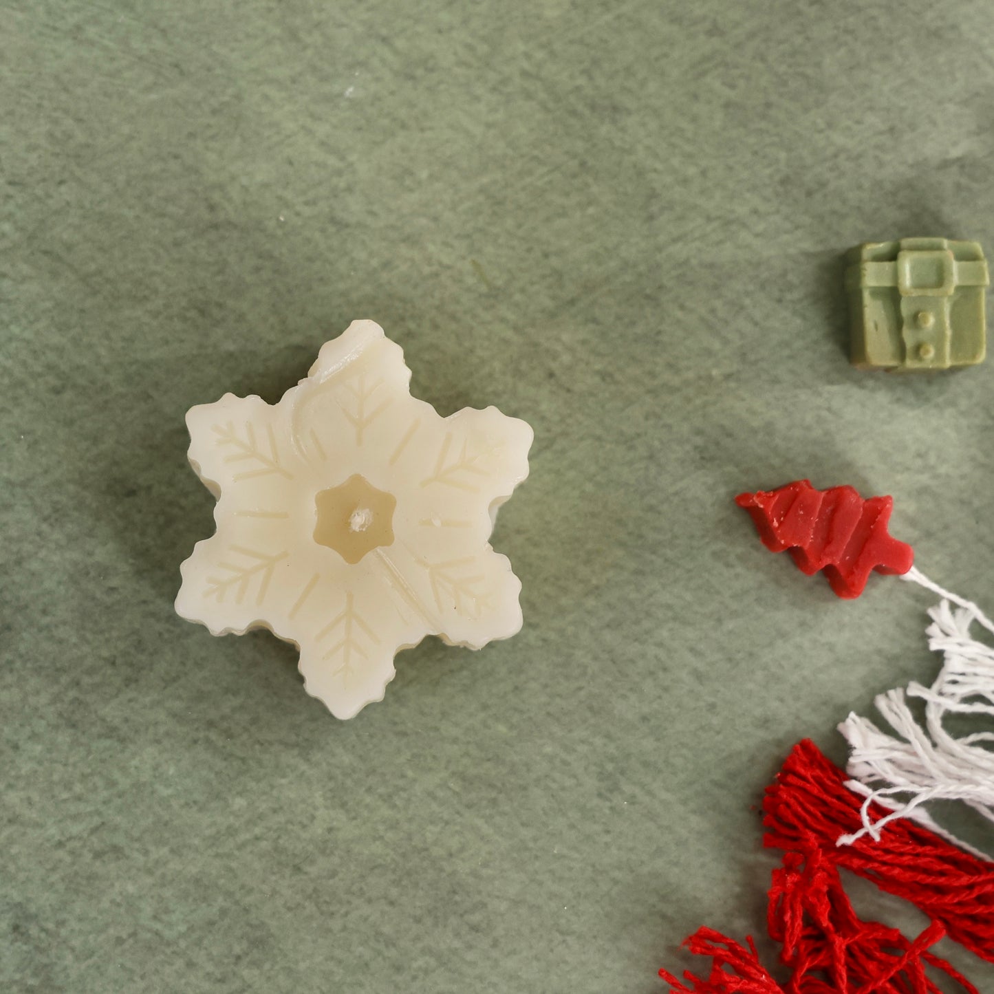 Christmas Snowflake Candle