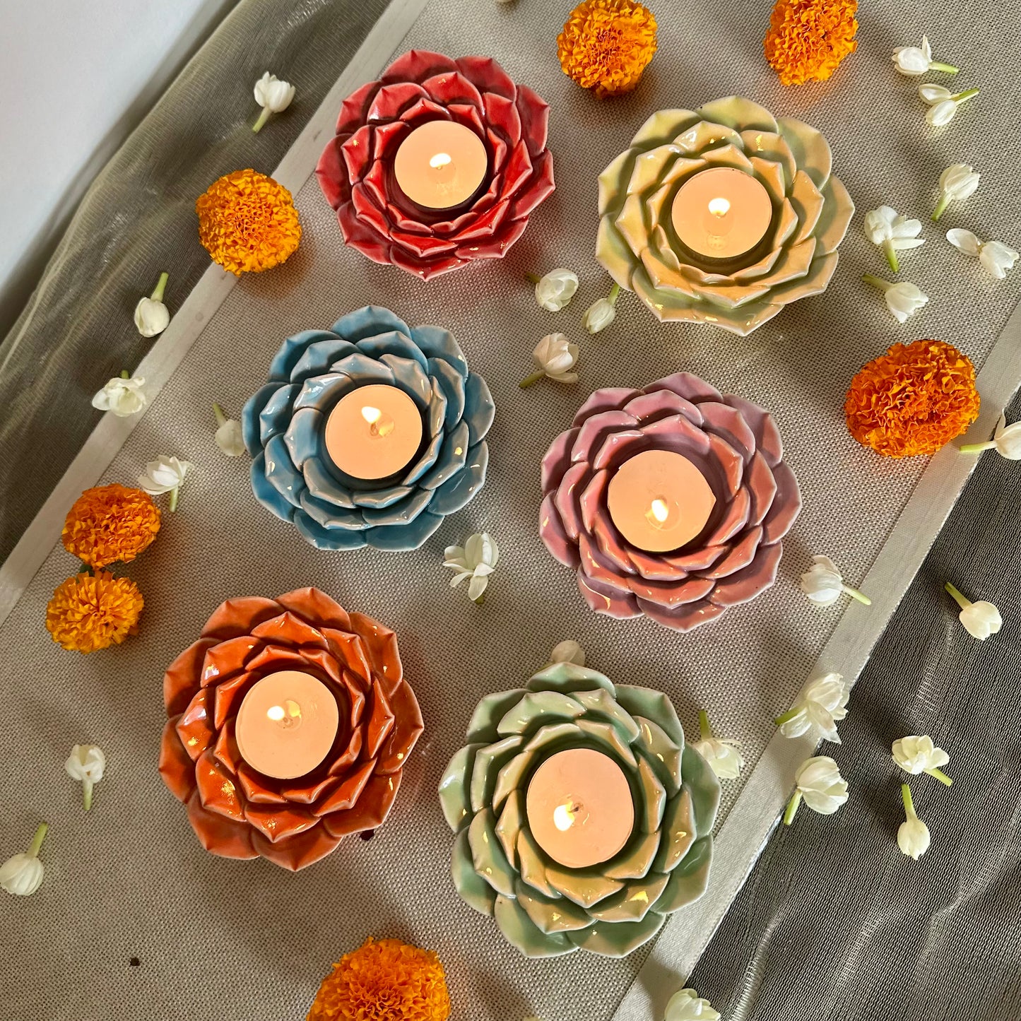 Handmade Ceramic Flower t-light holder - Pack of 6 (assorted colours)