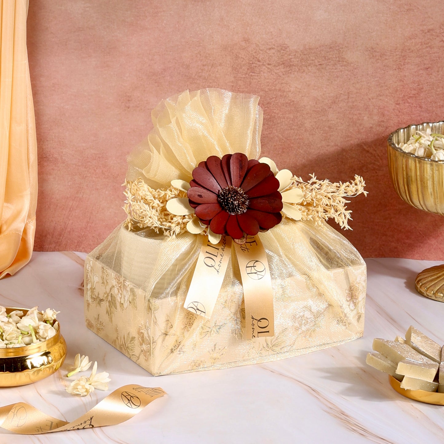 Diwali Dazzle Tray Hamper