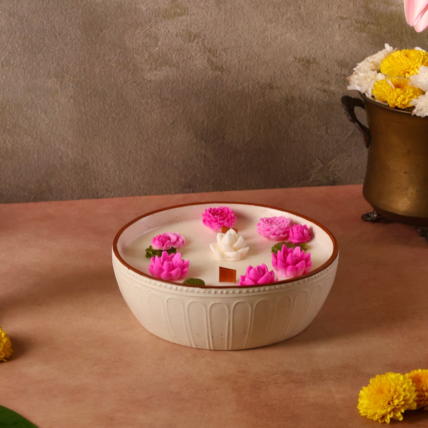 Luminous Lotus Bowl Candle
