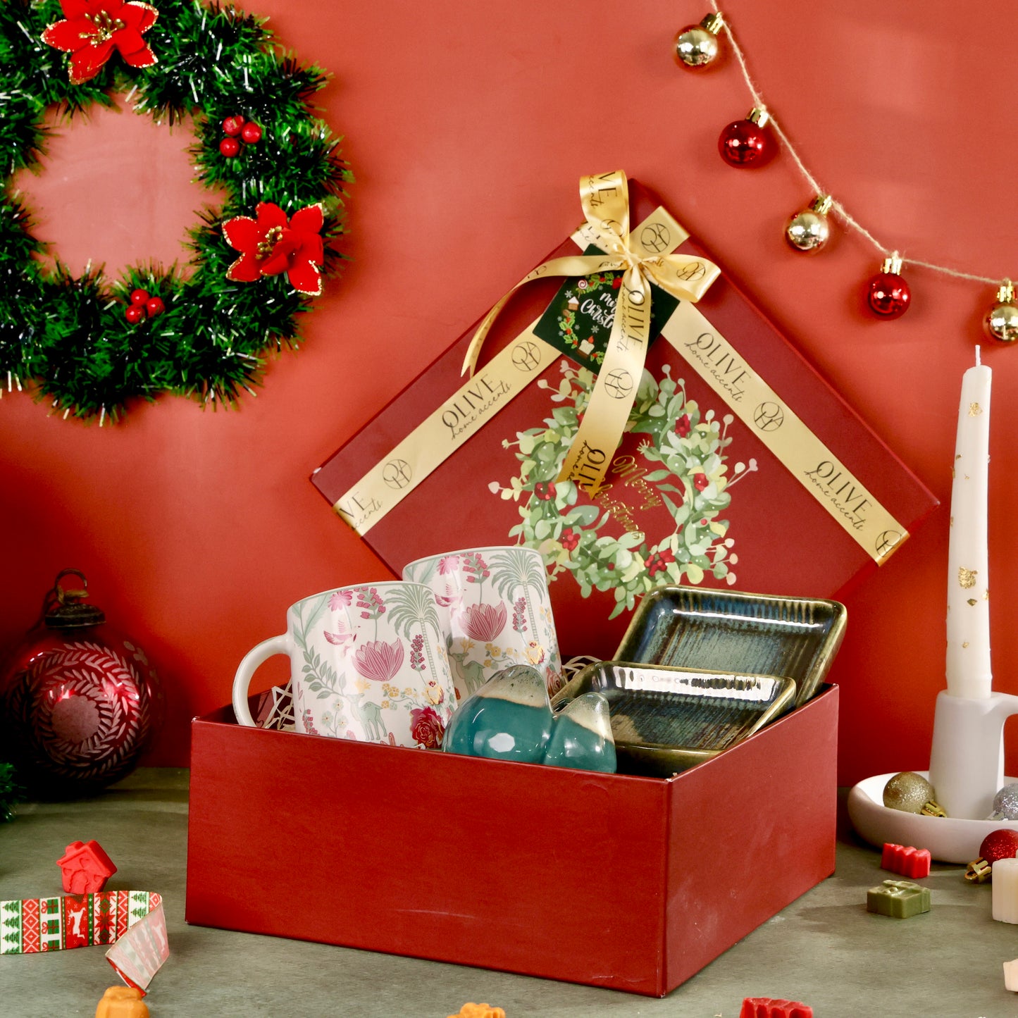 An Enchanted Christmas Gift Hamper