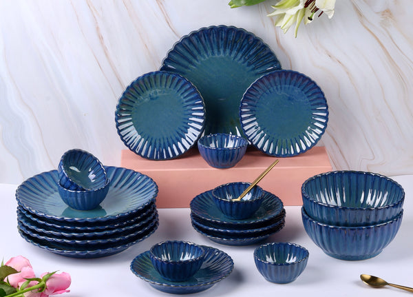 Blue Medusa Studio Pottery Dinner Set  for 6 (Exclusive) - 20 pieces