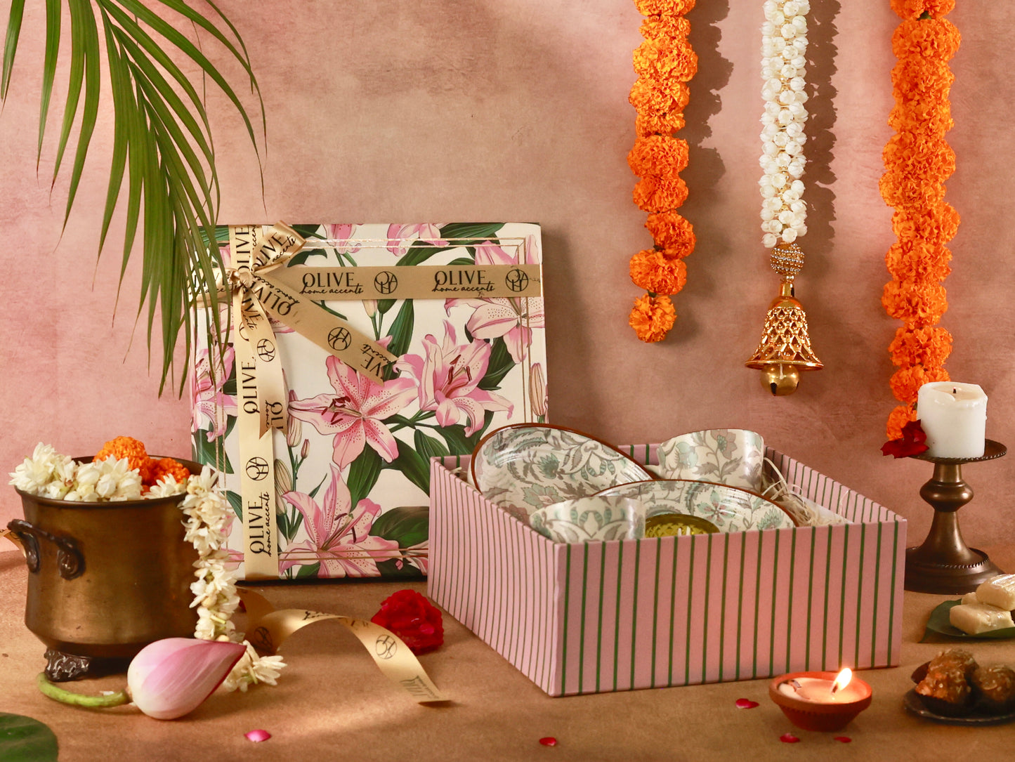 Phool Bagh Splendour Hamper