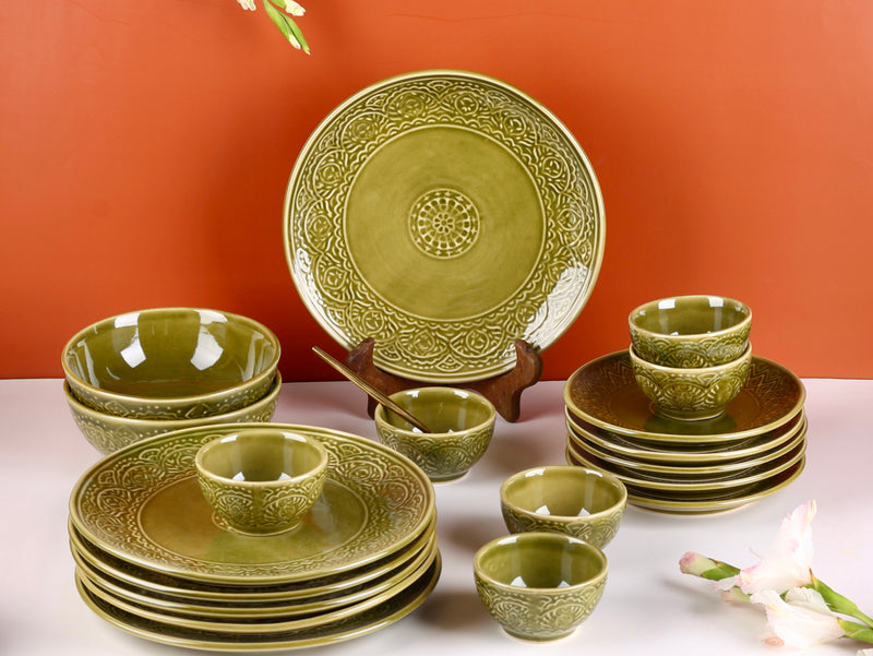 Green Renee Studio Pottery Dinner Set  for 6 (Exclusive) - 20 pieces