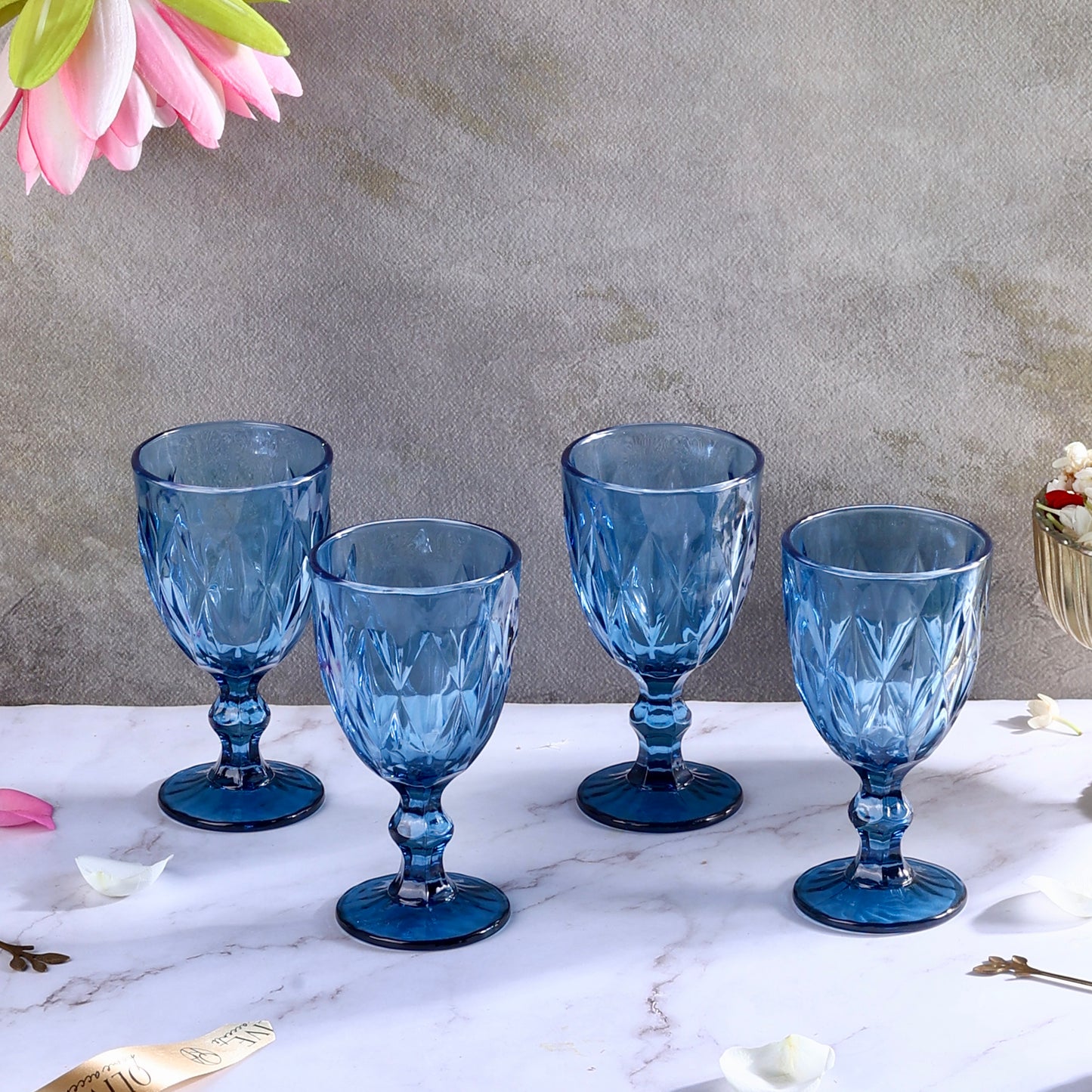 Theo Crystal Elegant Wine Glasses Blue