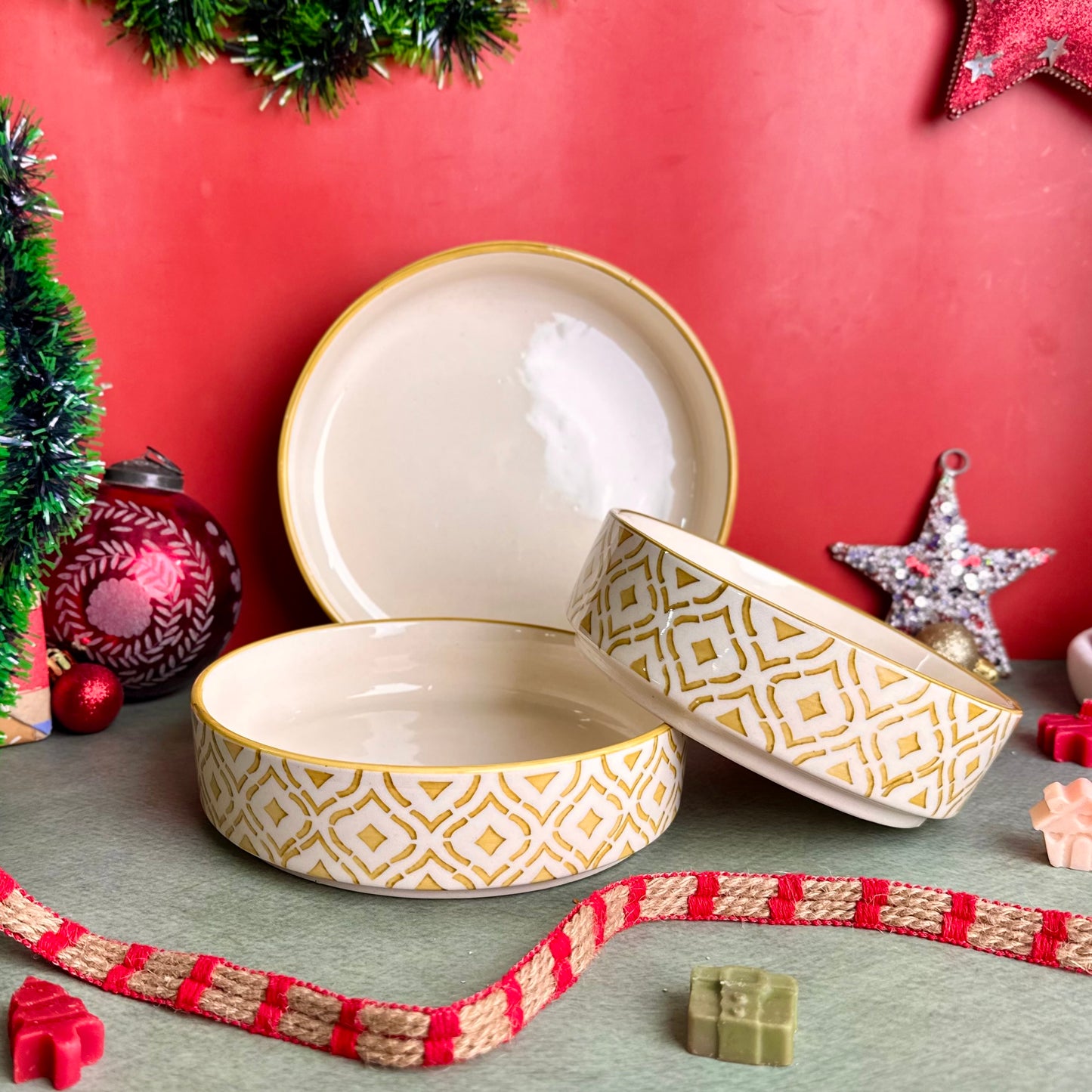 Green Lattice 3 Piece Nesting Flat Bowl Set