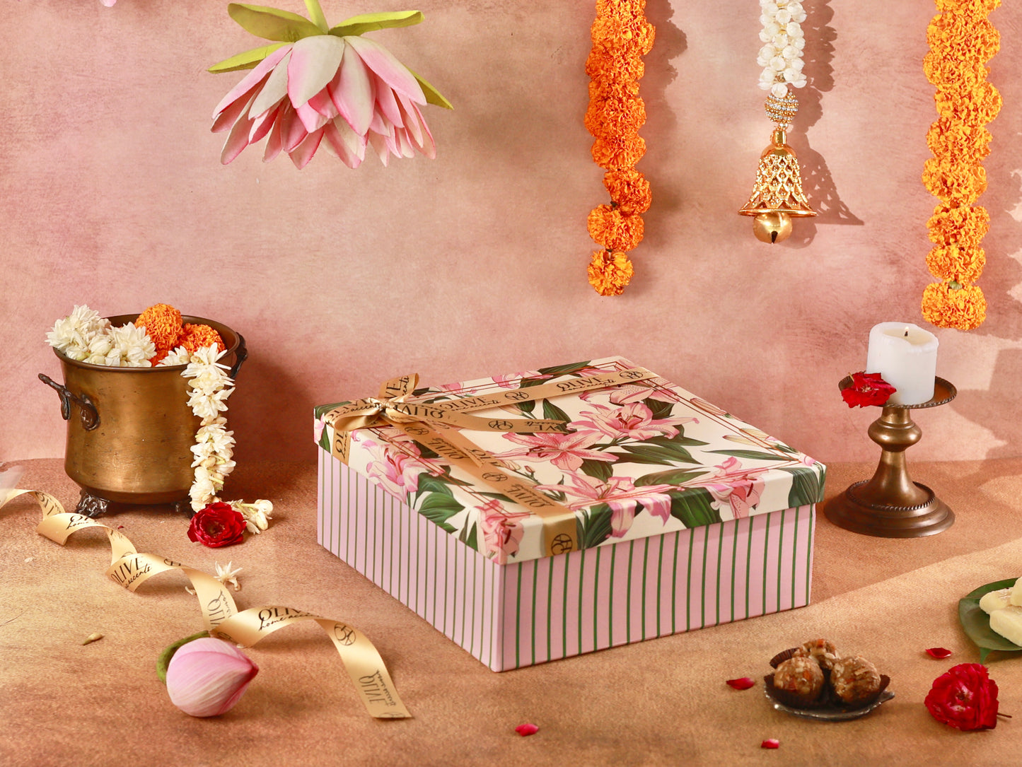 Phool Bagh Splendour Hamper