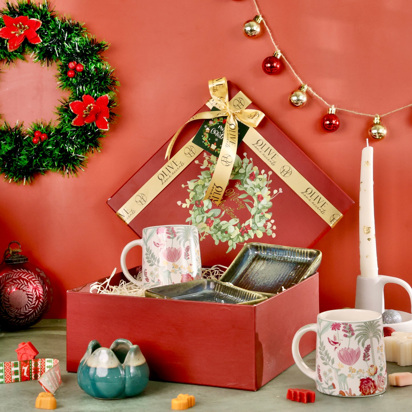 An Enchanted Christmas Gift Hamper