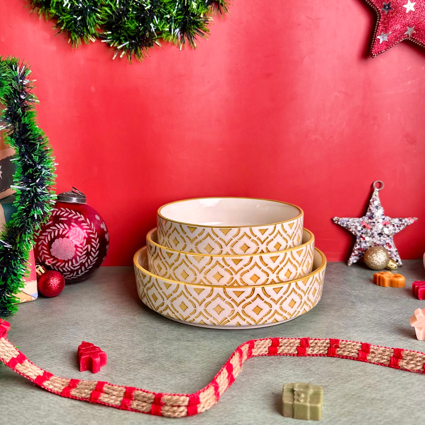 Green Lattice 3 Piece Nesting Flat Bowl Set