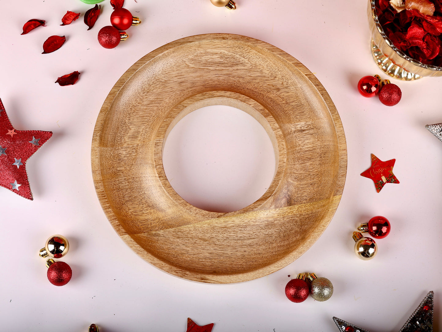 Wooden Ring Platter with option of Green and Red Bowls