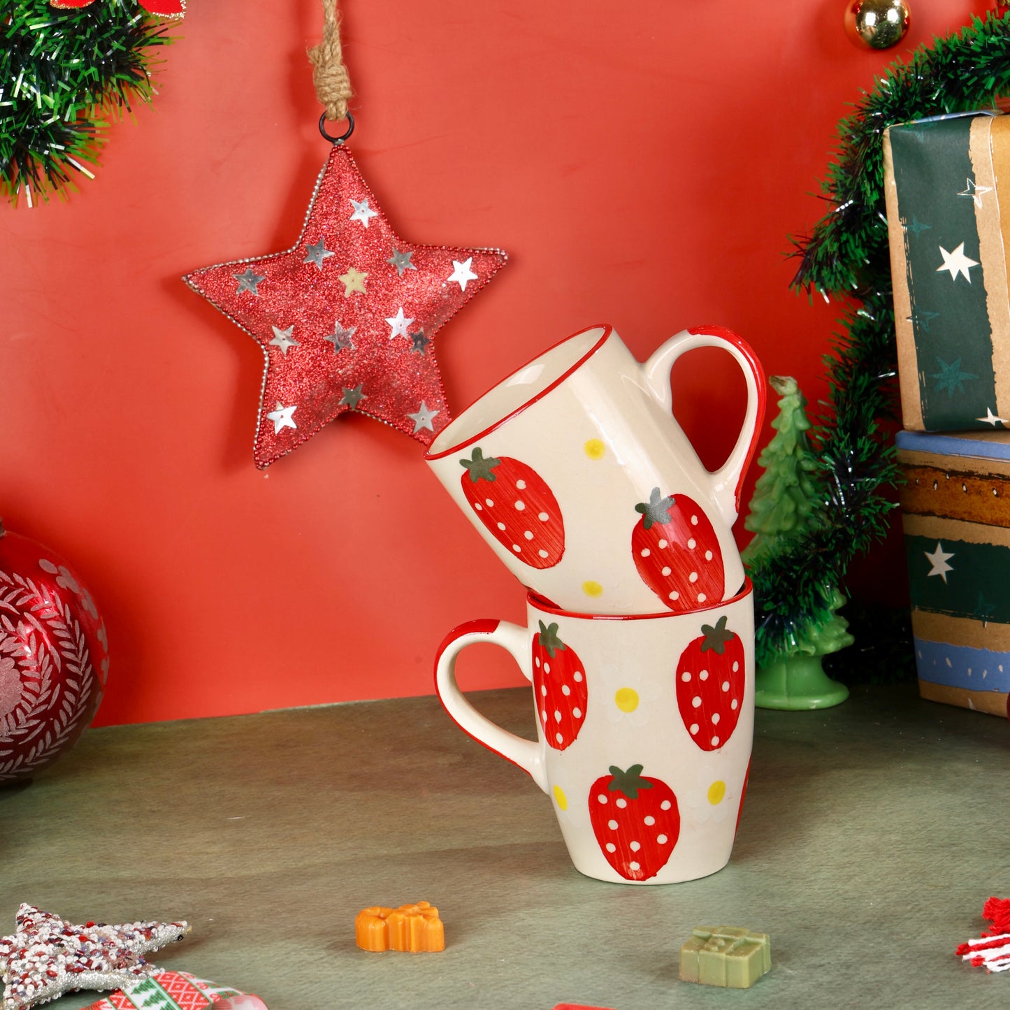 Tall Strawberry mug - Set of 2