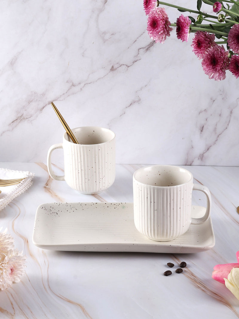 Bella White Speckled Ribbed Tray with 2 mugs