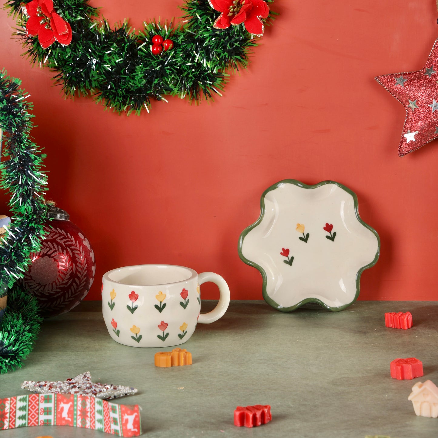 Tulip Blooming Garden Cup and Saucer - Pack of one