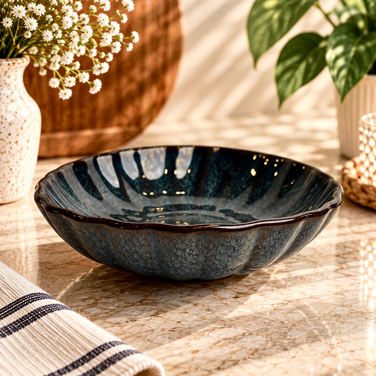 Garaj Scalloped Shallow Bowls