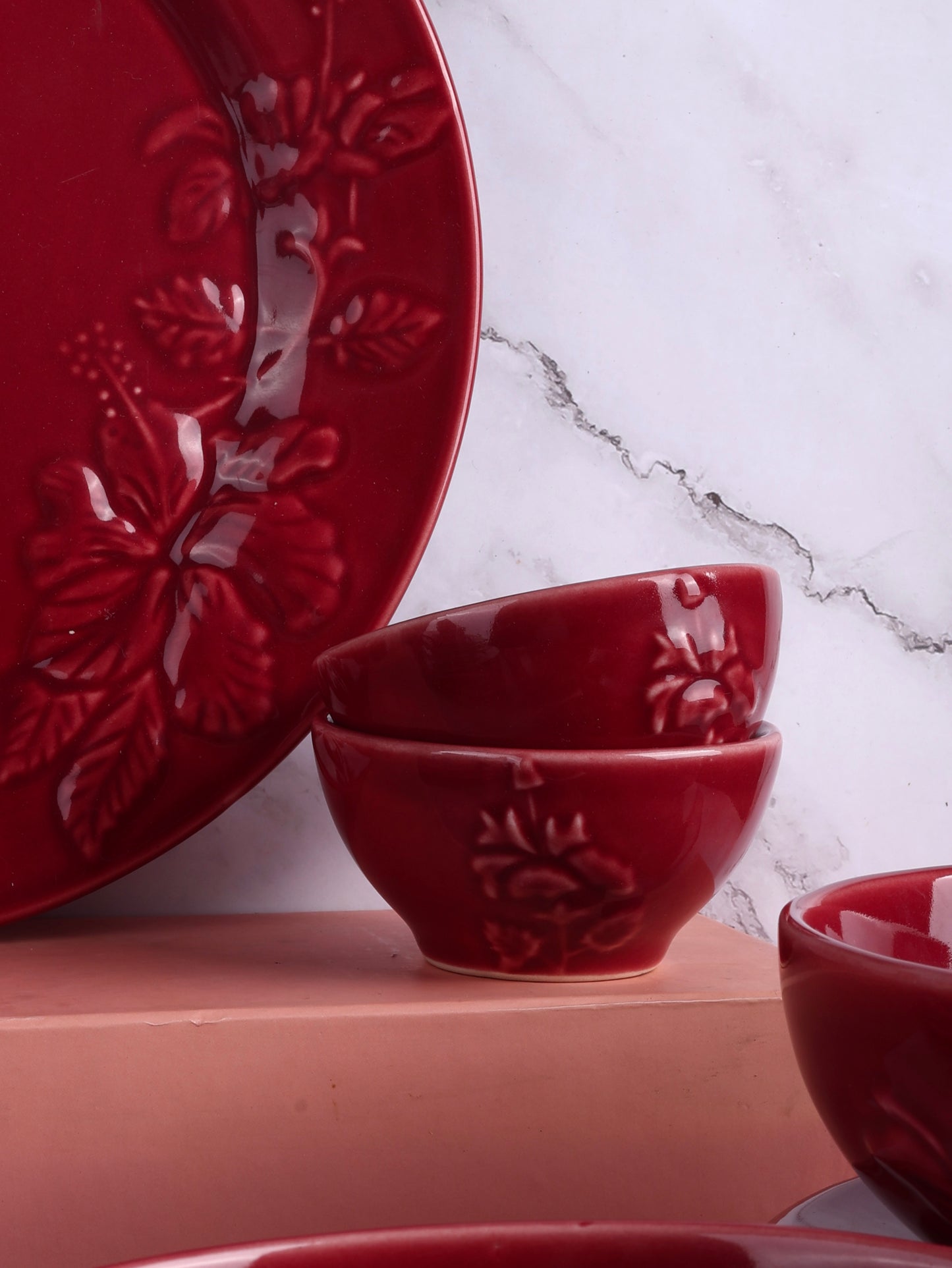 Hibiscus Bloom 20 piece Dinner Set