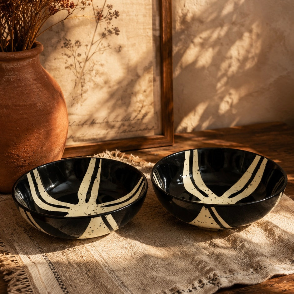 Black Batik Pinwheel Shallow All Pupose Bowl - Pack of one