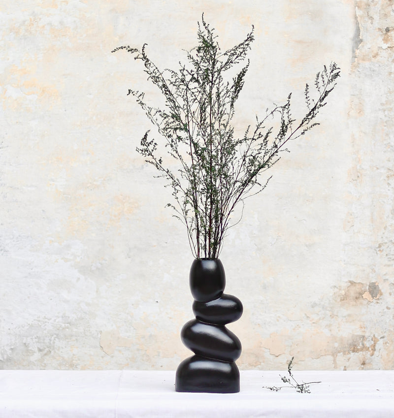 Pebble Black Vase