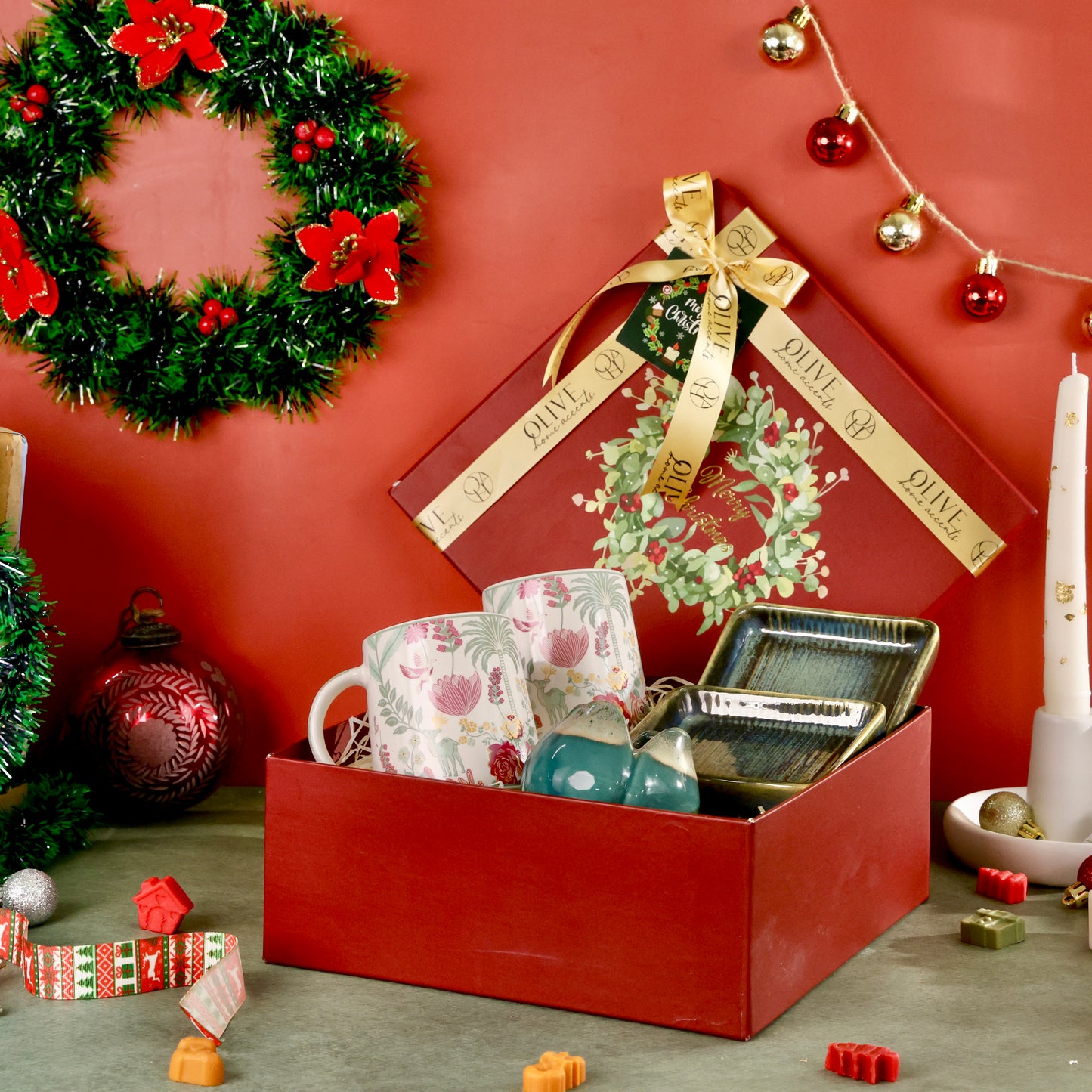 An Enchanted Christmas Gift Hamper