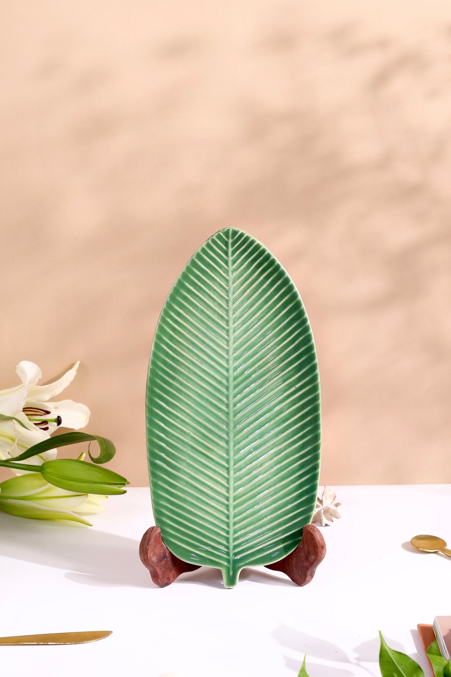 Studio Pottery Modern Vein Green Leaf Platter